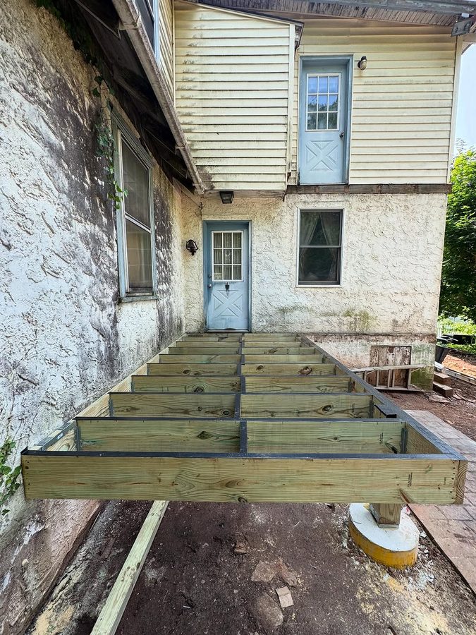 Backyard Deck & Stairs before